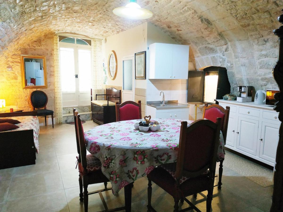Fascino Antico Villa กอนแวร์ซาโน ภายนอก รูปภาพ